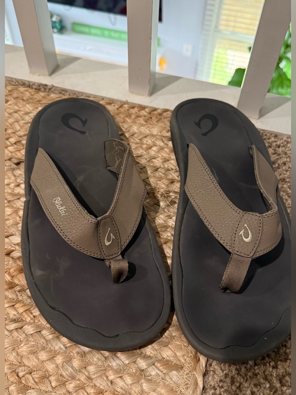OluKai Men’s Brown and Black Flip-Flop Sandals